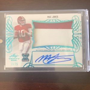 2021 Leaf X Trinity Mac Jones Rookie Patch Auto 7/75 
2 Color Player Worn Patch!